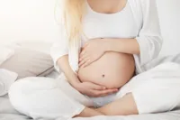 Nieregularny okres a ciąża. Czy jeśli okres jest nieregularny, trudniej jest zajść w ciążę?